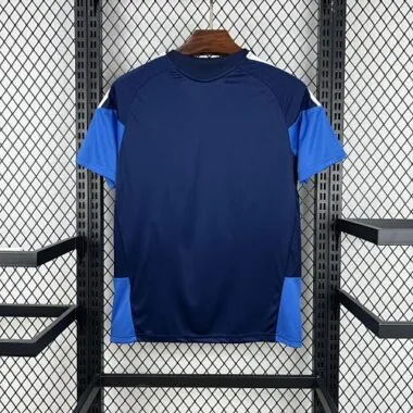 Camisola de futebol do Cruzeiro para o jogo de 26-27