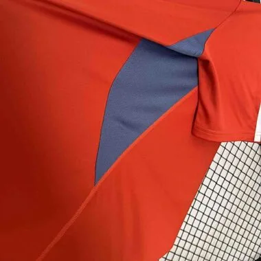 Equipamento de treino de futebol do Cruzeiro Red 24-25