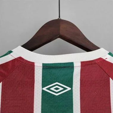 22-23 Fluminense feminino (em casa)