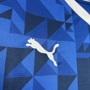 24-25 Equipamento de futebol do Al-Hilal (jogo em casa)