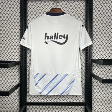 Camiseta de visitante del Fenerbahçe 24-25. Equipaciones de fútbol. Fútbol