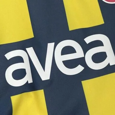 Equipamento de casa do Fenerbahçe 07-08 (retro) de futebol
