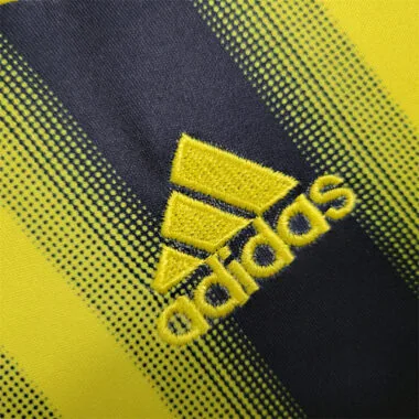 13-14 Fenerbahçe (en casa)