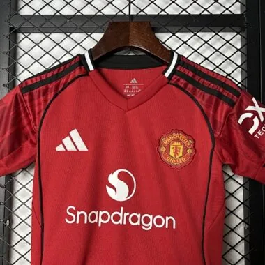 25-26 Manchester United Home Kids Kit Soccer T-Shirt