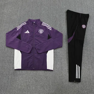 25-26 Manchester United purple windbreaker Soccer T-Shirt