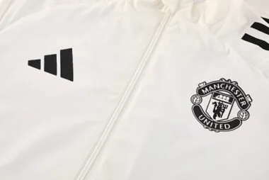25-26 Manchester United white windbreaker Soccer T-Shirt