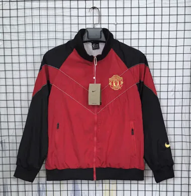 06-07 Manchester United Retro Red Windbreaker Jackets