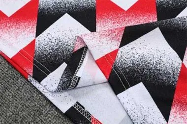 22-23 Manchester United training suit short sleeve kit red black and white color matching