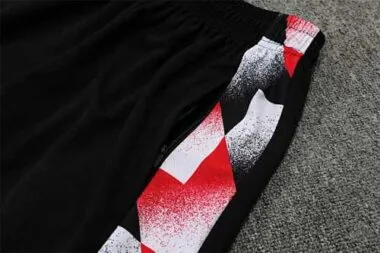 22-23 Manchester United training suit short sleeve kit red black and white color matching