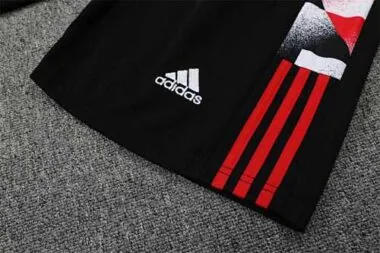 22-23 Manchester United training suit short sleeve kit red black and white color matching