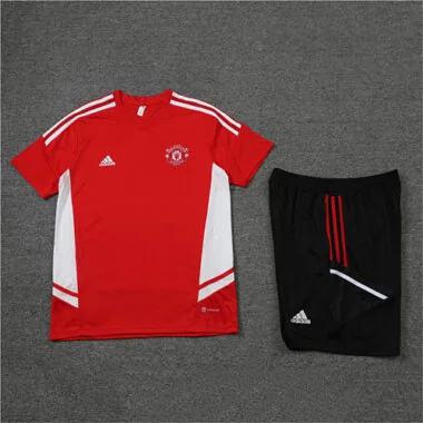 22-23 Manchester United training suit red