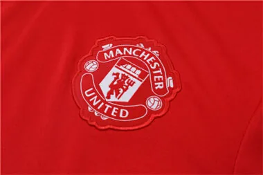 22-23 Manchester United training suit red