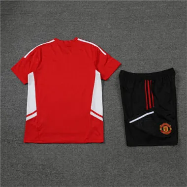 22-23 Manchester United training suit red