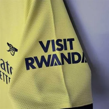 21-22 Arsenal away