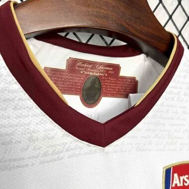 07-08 Arsenal Retro Football
