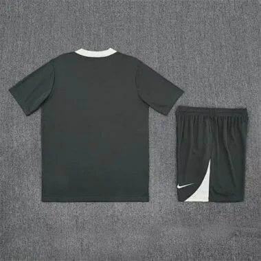 25-26 Chelsea Training Kit Soccer