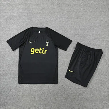 22-23 Tottenham Hotspur training kit black