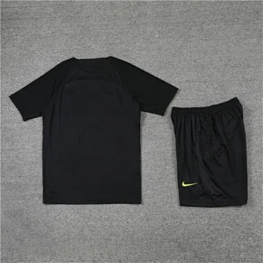 22-23 Tottenham Hotspur training kit black