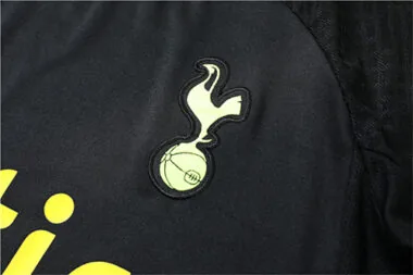 22-23 Tottenham Hotspur training kit black