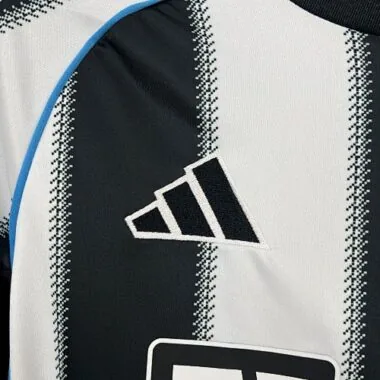 25-26 Newcastle Home Long Sleeves Kit Soccer T-Shirt