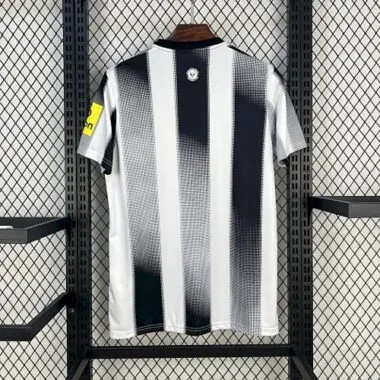 25-26 Newcastle Home Kit Soccer