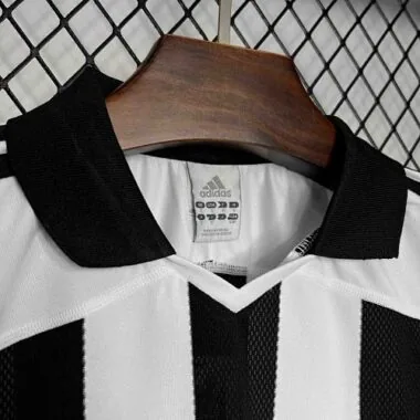 03-05 Newcastle United Home Retro Long Sleeve Kit Sport