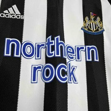 03-05 Newcastle United Home Retro Long Sleeve Kit Sport