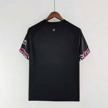 22-23 West Ham United away