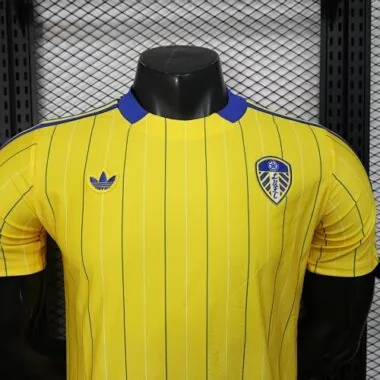 25-26 Leeds United Casual Kit Player Version Soccer T-Shirt