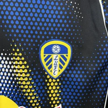25-26 Leeds United tweede uittenue voetbalshirt
