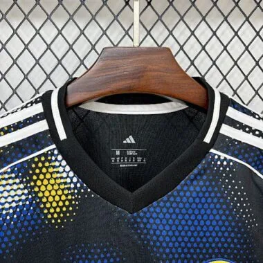25-26 Leeds United tweede uittenue voetbalshirt