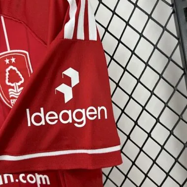25-26 Nottingham Forest Home Kit Soccer