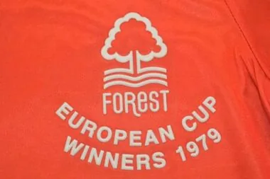 1979 Nottingham Forest thuiswedstrijd rood