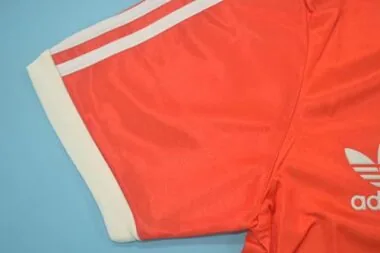 1979 Nottingham Forest thuiswedstrijd rood
