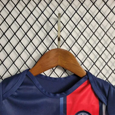 23-24 Baby PSG thuiswedstrijd MAAT 9-12
