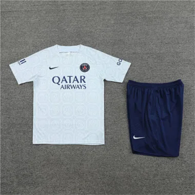 22-23 Fato de treino do PSG cinzento 1684405096000
