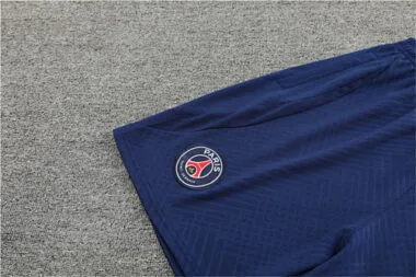 22-23 Fato de treino do PSG cinzento 1684405096000