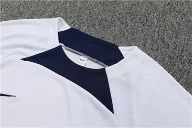 22-23 PSG Trainingsshirt Weiß