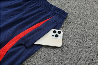 Equipamento de treino do PSG 22-23, azul-real