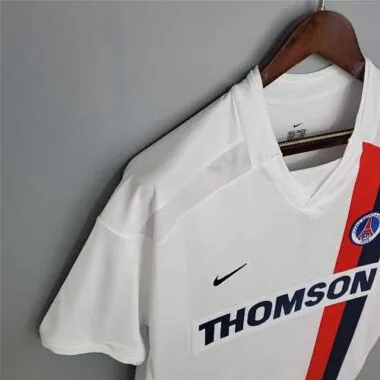 02-03 PSG in trasferta, maglia bianca