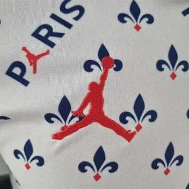 PSG-Polo von Jordan, Co-Branding, weiß