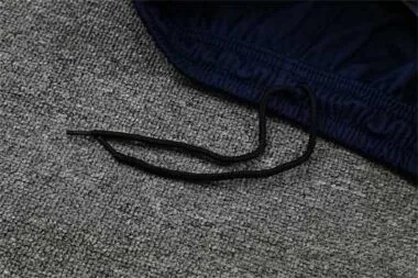 Polo Jordan PSG met saffierblauw-witte print