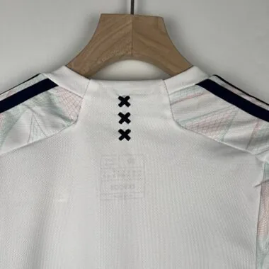 23-24 Kids Ajax away size 16-28