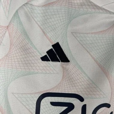 23-24 Kids Ajax away size 16-28