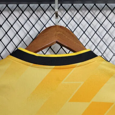23-24 Ajax away