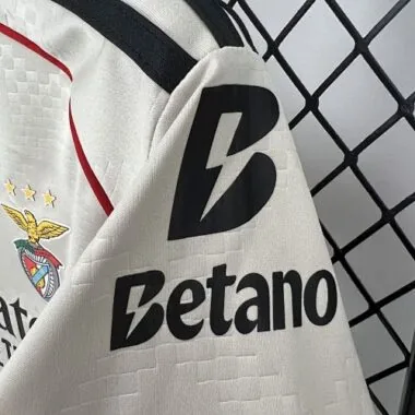 25-26 Benfica uittenues voor kinderen – Jeugdkleding
