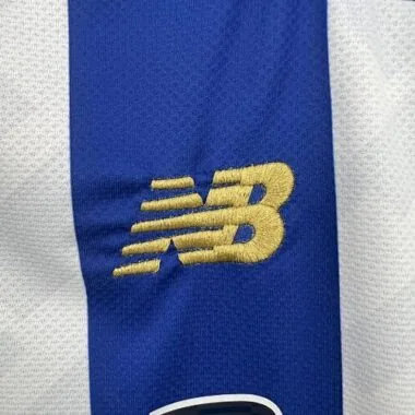 Equipamentos infantis para jogos em casa do FC Porto 25-26 – Roupa para jovens