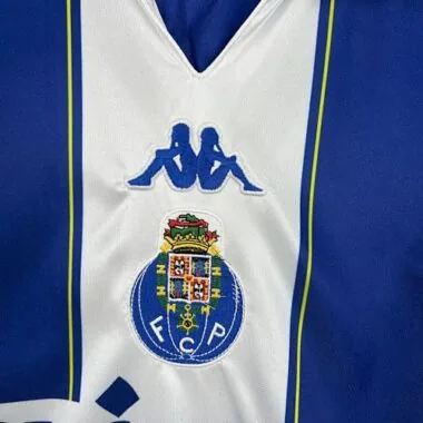 Equipamento de casa do Porto de 99-00 (retro) de futebol