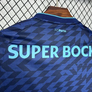 24-25 Terceiro equipamento de futebol do Porto - Desporto