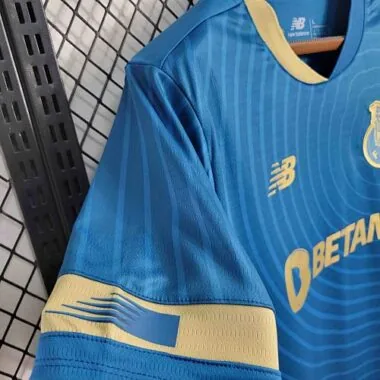 Camisolas de futebol do Porto, terceira camisola de deslocamento, 23-24